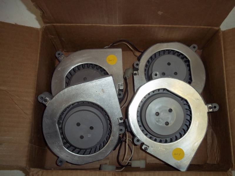 4 110v Fans