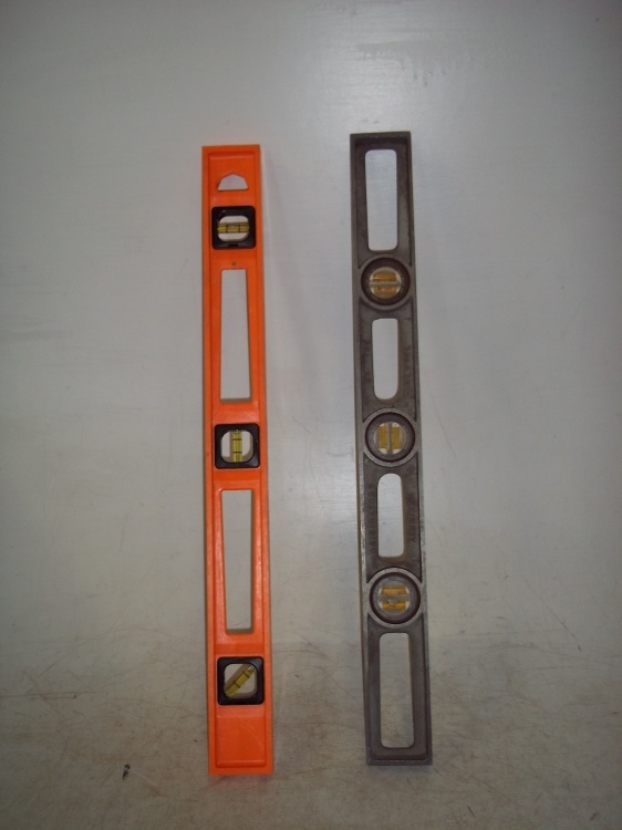 Pair of 2 Levels