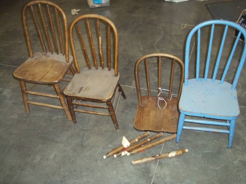 4 Vintage Kids Chairs, one needs repair