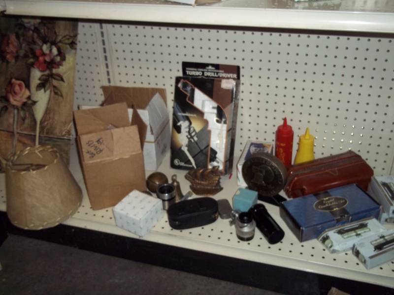 Assorted Dcor Items
