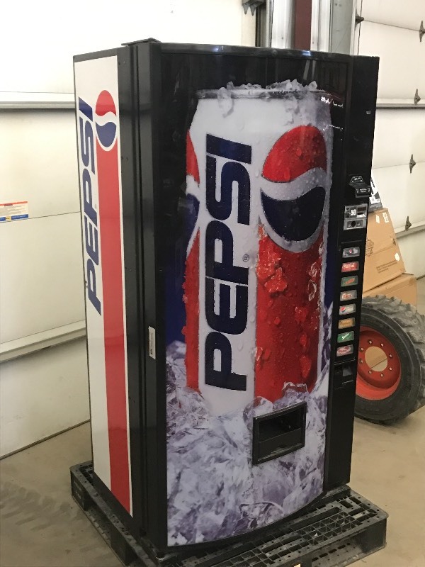 lot 12 image: Dixie-Narco Vending Machine