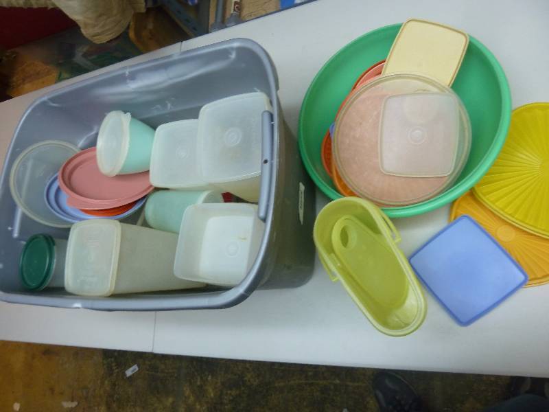 Large Tupperware Lot