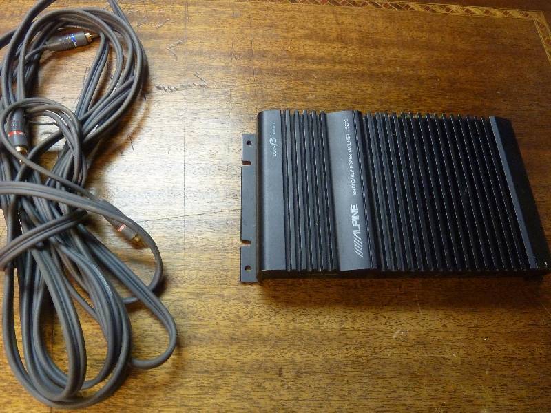 Alpine Bridgeable Power Amplifier