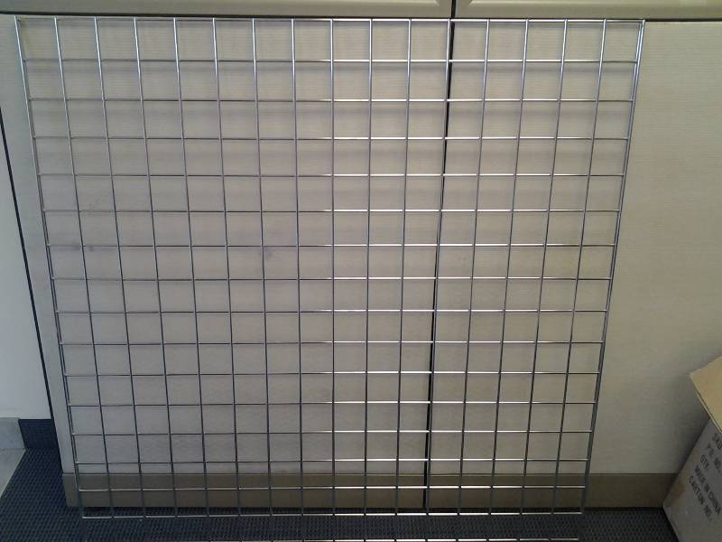 Grid Wall Display 48x48 (See Also Lots 19-24)