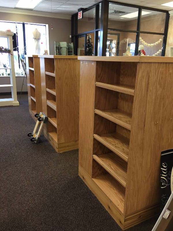 3-Sided Oak Display Shelf