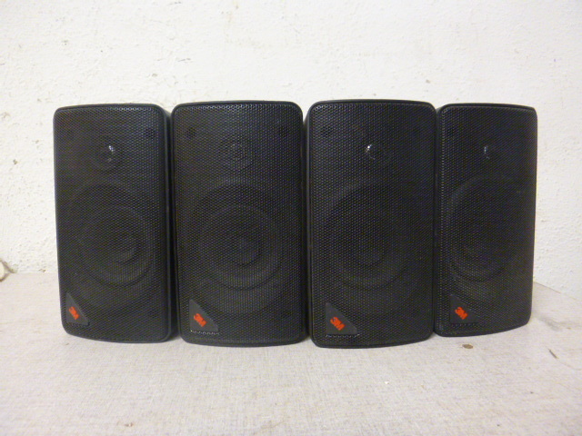 lot 76 image: 4 3M Speakers