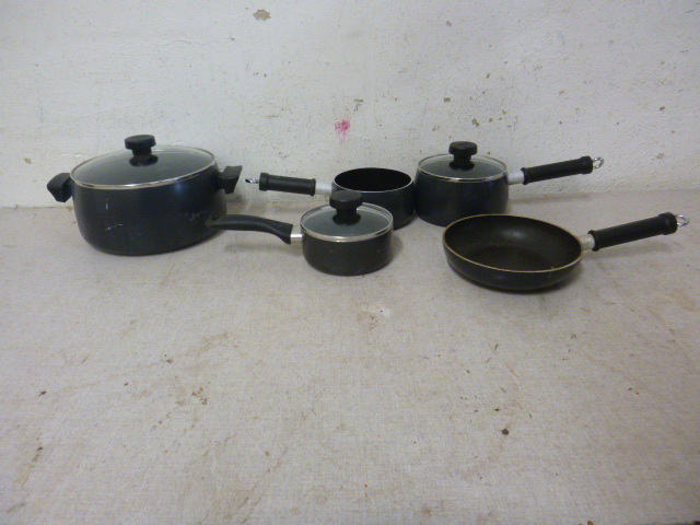 lot 93 image: Pots and Pan