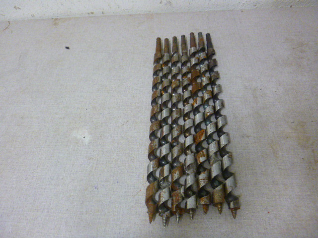 lot 100 image: 7 Auger Bits