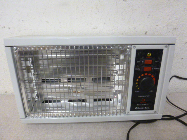 lot 136 image: Comfort Zone Electric Heater