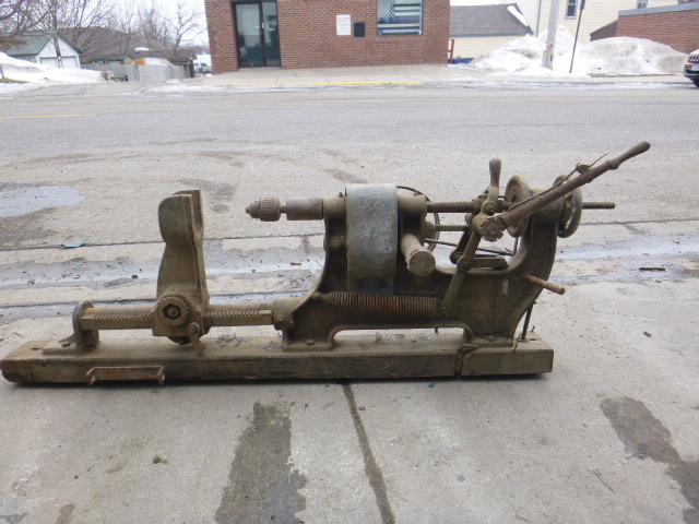 lot 140 image: Vintage Blower & Force Drill Press