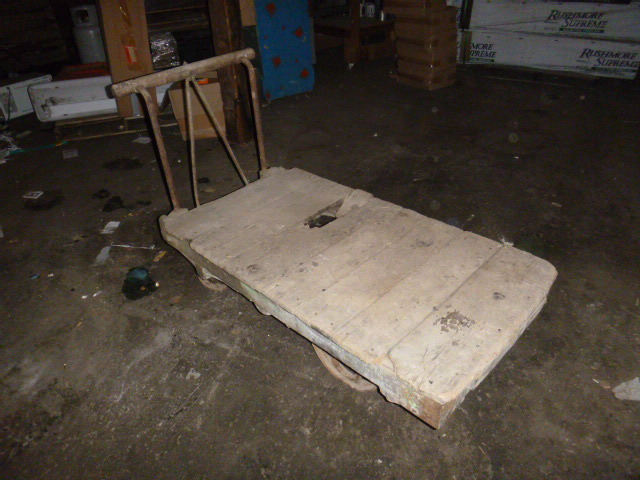lot 141 image: Vintage Cart