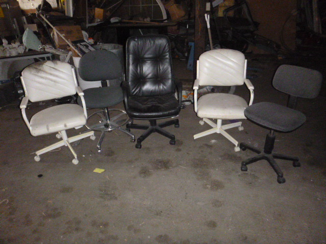 lot 148 image: 5 Office Chairs