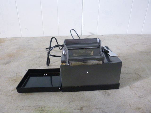 lot 158 image: Powermatic 2 Cigarette Injector