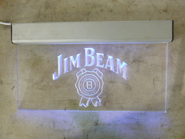 lot 173 image: Jim Beam Light