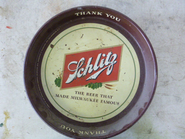 lot 177 image: Vintage Schlitz Serving Tray