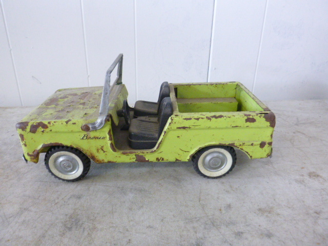 lot 181 image: Old Toy Truck