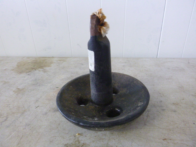 lot 186 image: Anchor