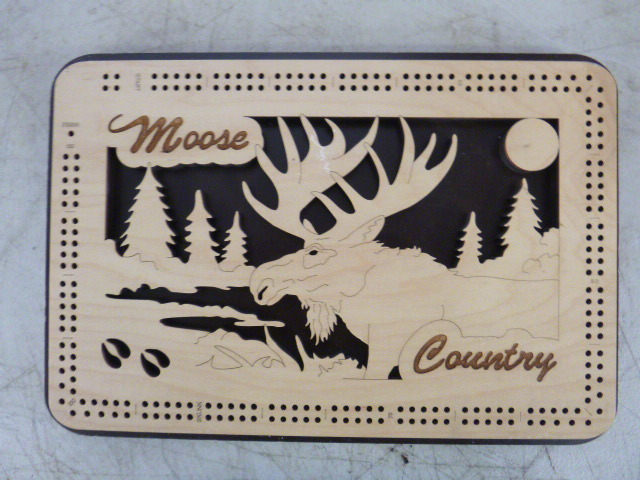 lot 205 image: Cribbage Board