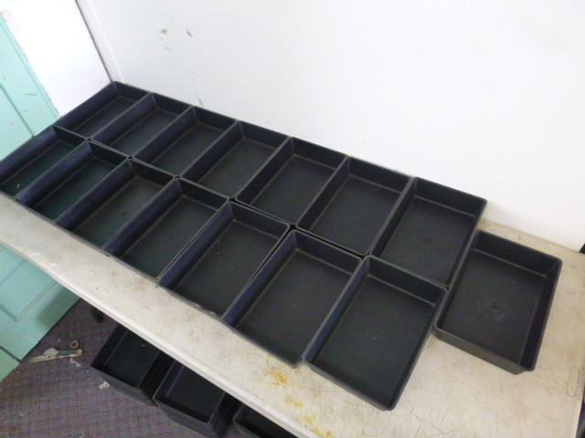lot 235 image: 15 Parts Bins