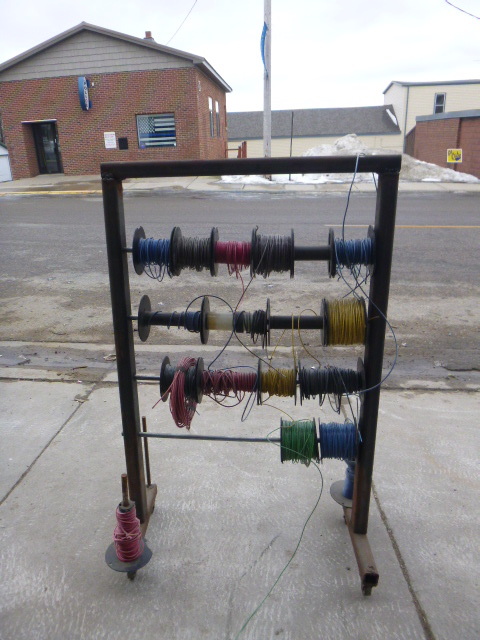 lot 243 image: Electric Wire Rack