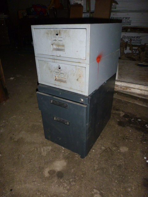 lot 257 image: 2 File Cabinets