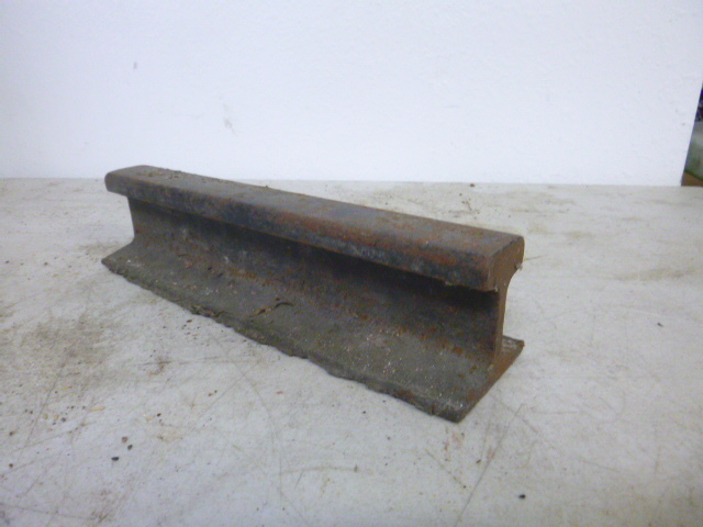 lot 260 image: Anvil