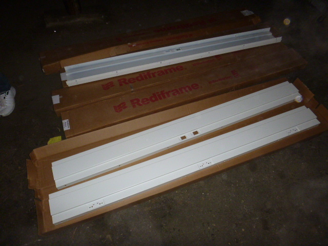 lot 270 image: 5 Rediframe Metal Door Frames