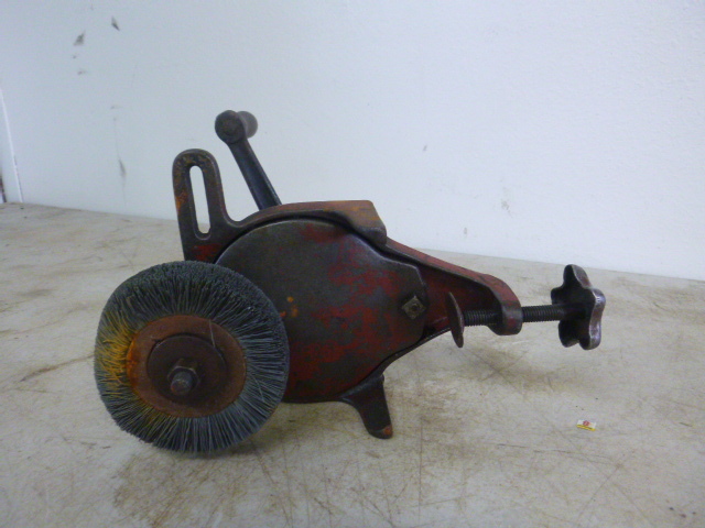 lot 295 image: Vintage Bench Hand BrushGrinder