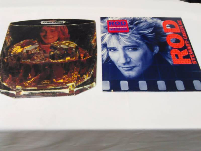 lot 11 image: Rod Stuart (2) Sing it again Rod, Camouflage