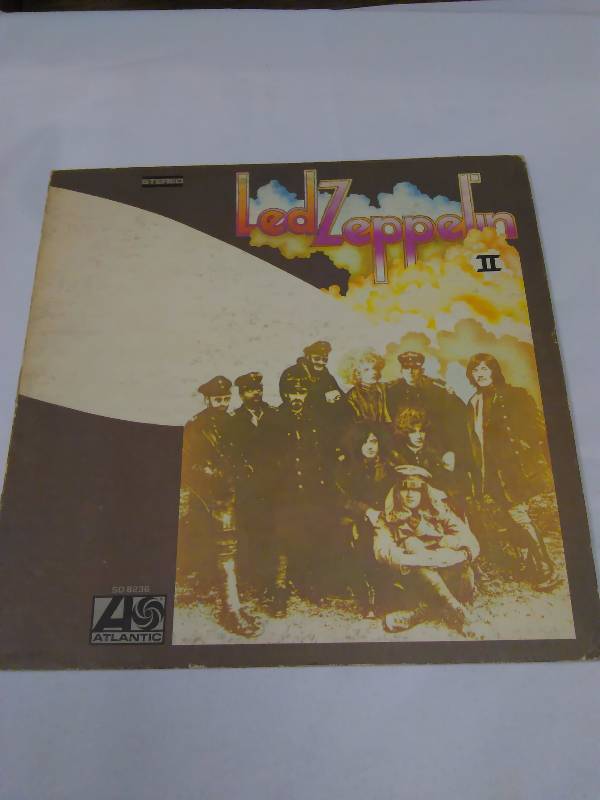 lot 53 image: Led Zeppelin II