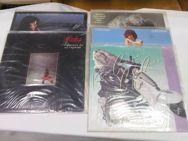 lot 82 image: Kim Carnes ( Caf Dancer), Linda Ronstadt (Prisoner in Disguise, Hasten down the Wind),  Barbra Streisand ( Superman, Greatest Hits Vol.2)