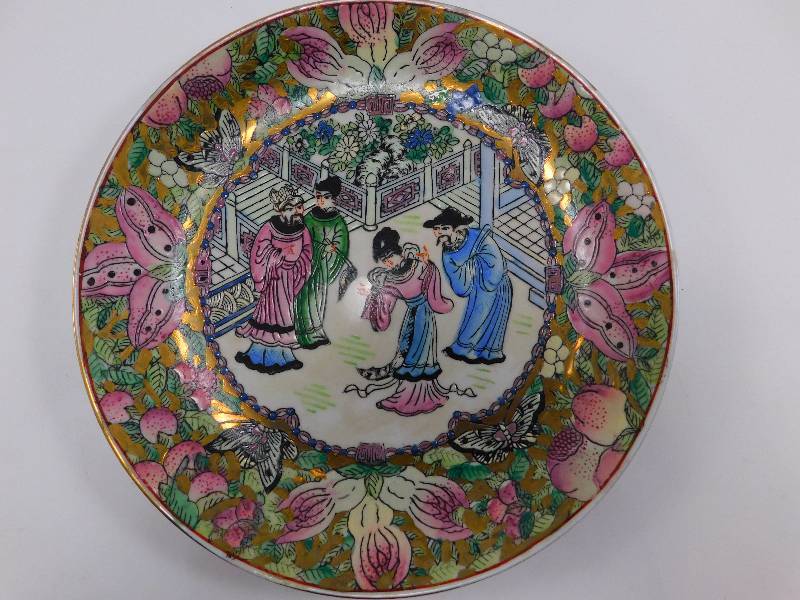 lot 4 image: 10 Decorative Plate