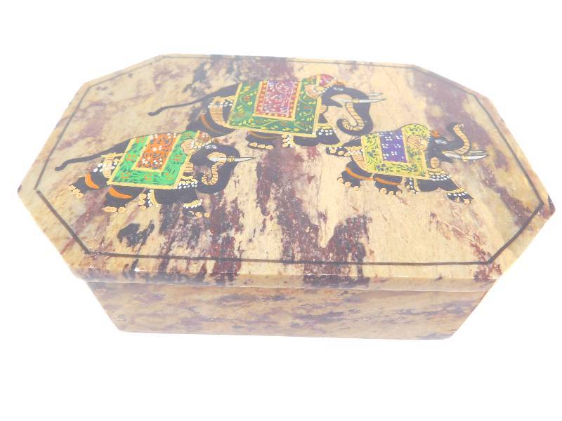 lot 11 image: Stone Jewelry Box
