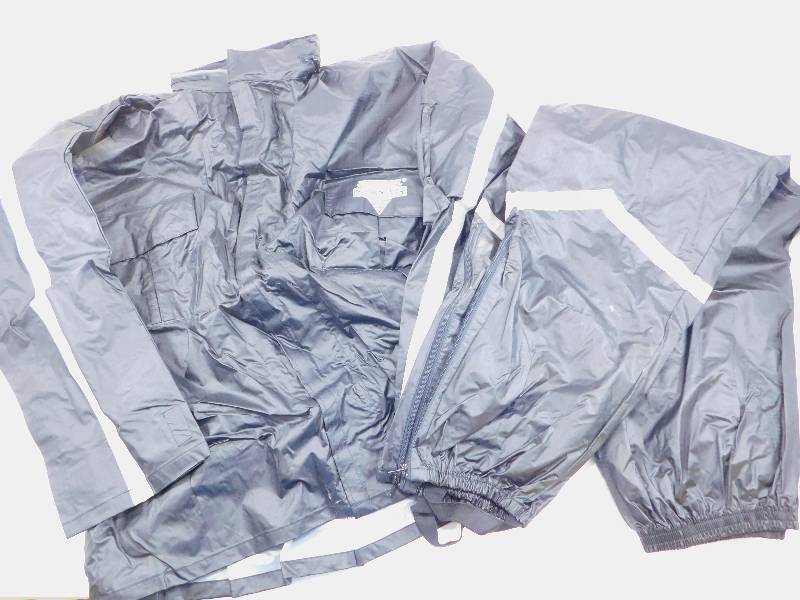 lot 42 image: Nelson-Riggs Motorcycle Rainsuit (Pants & Jacket) - Size XL
