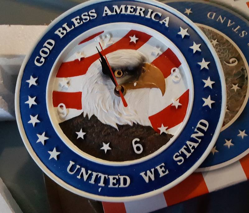 Ceramic eagle clock
