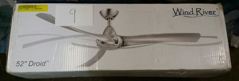 lot 9 image: 52 Droid 3 Blade Ceiling Fan