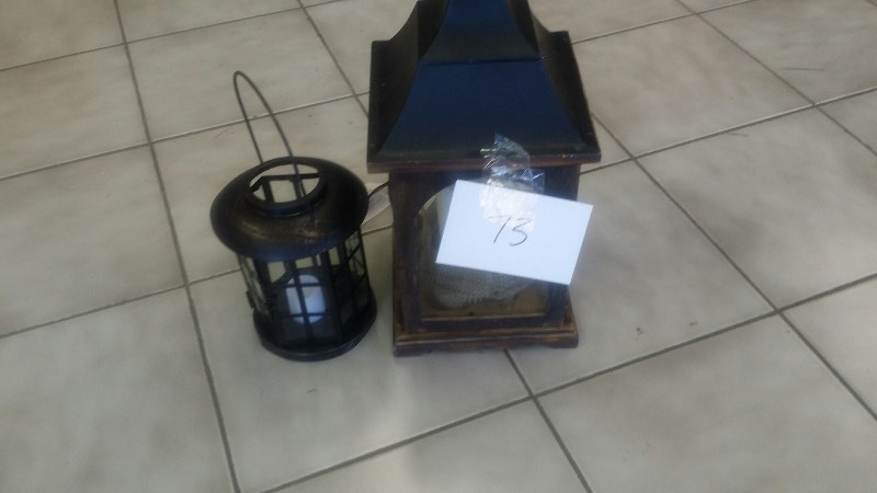 lot 73 image: Light Up Decorative Lantern & Small Decorative Lantern