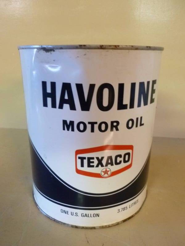 lot 24 image: Vintage Texaco Oil Can