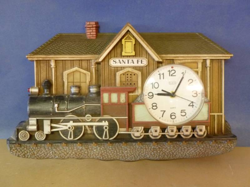 lot 30 image: Train Clock
