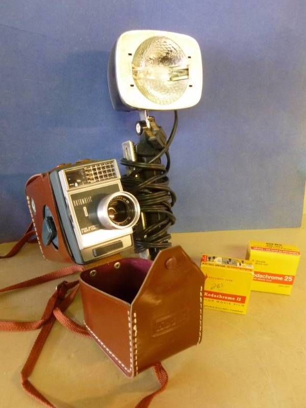 lot 66 image: Vintage Camera