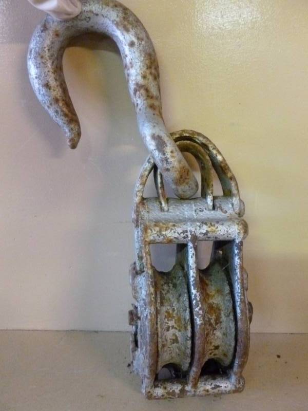 lot 73 image: Vintage Pulley