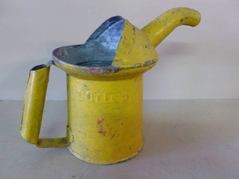 lot 85 image: Vintage Oil Can