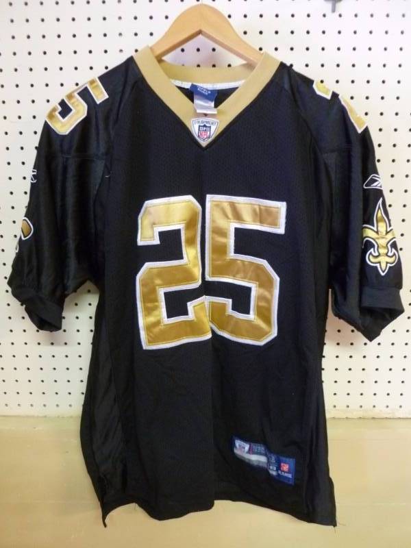 lot 125 image: Sports Jersey