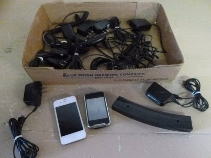 lot 137 image: Cell Phones
