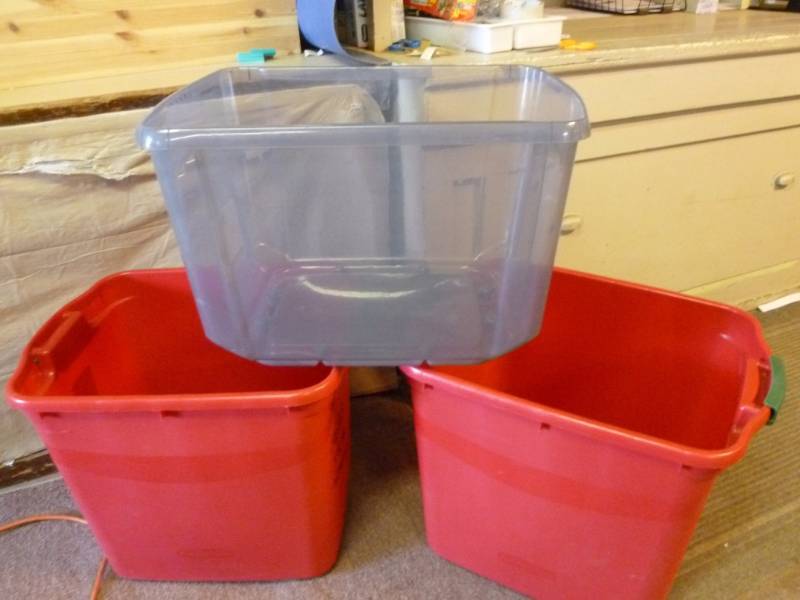 lot 147 image: Storage Totes