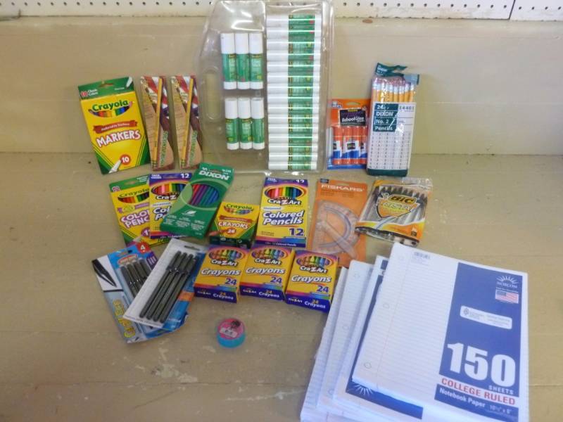 lot 153 image: School Supplies