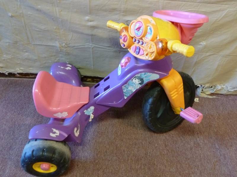 lot 156 image: Kids Trike