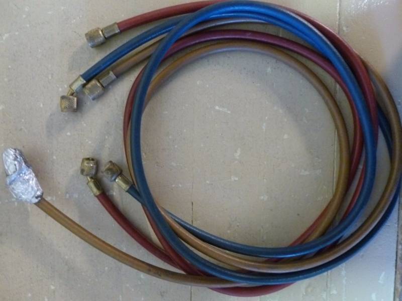 lot 192 image: Mechanic Refrigeration Manifold Hoses