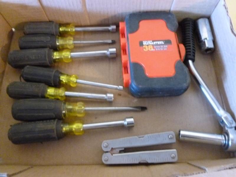 lot 195 image: Tools