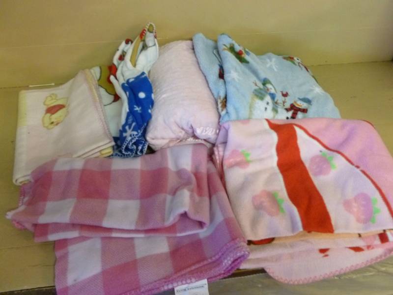 lot 203 image: Blankets